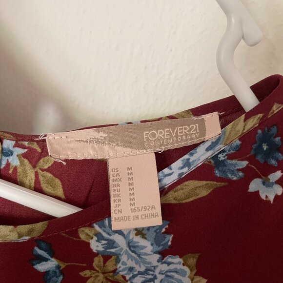 Forever 21 Floral Flare Sleeve Dress - Picture 3 of 5